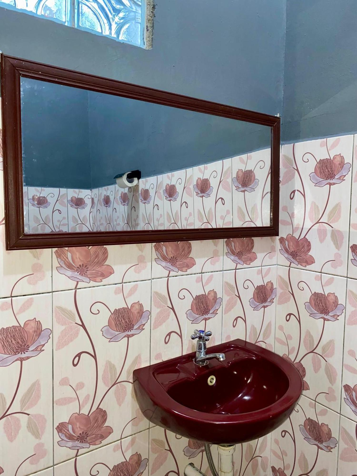 New Family Homestay Rinondoran Eksteriør bilde